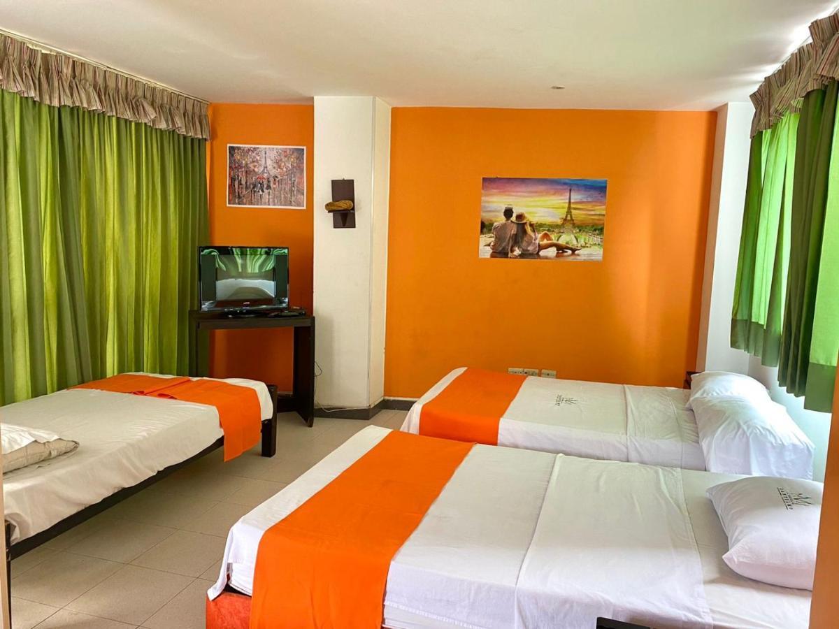 Hotel Santelmo Cali Buitenkant foto