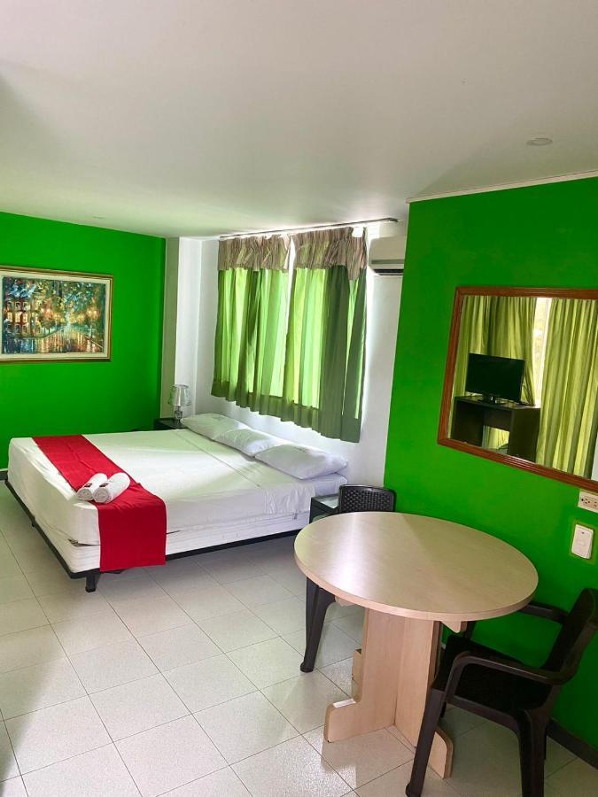 Hotel Santelmo Cali Buitenkant foto
