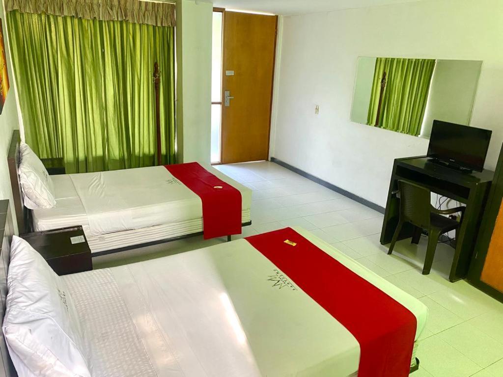 Hotel Santelmo Cali Buitenkant foto