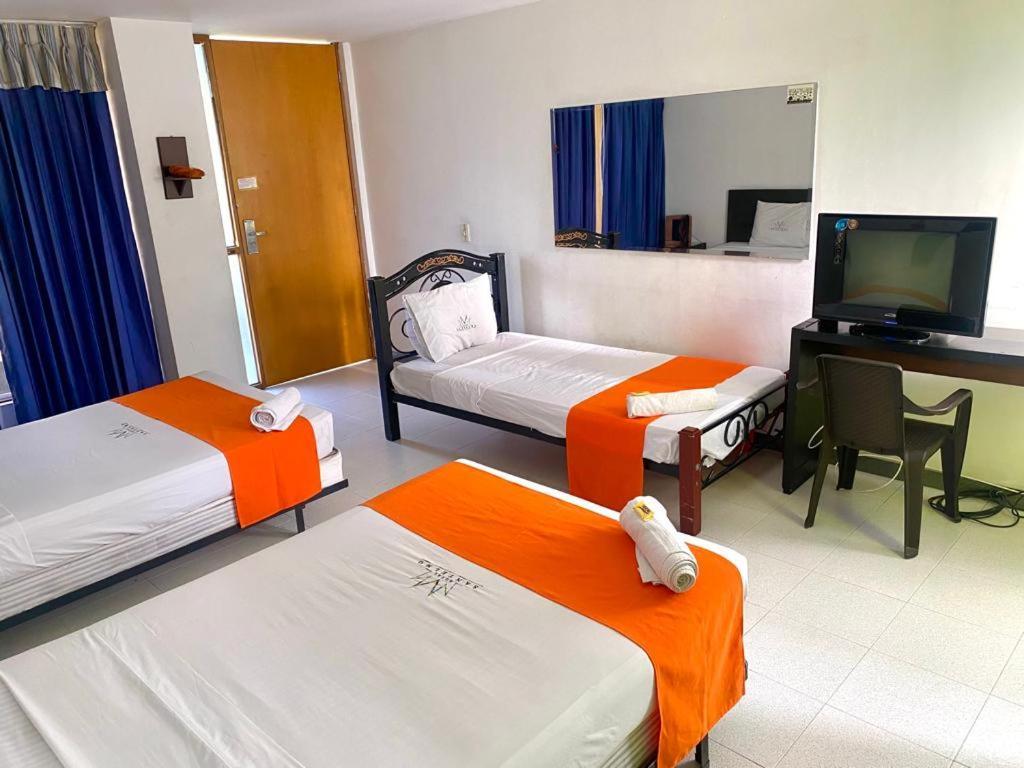 Hotel Santelmo Cali Buitenkant foto